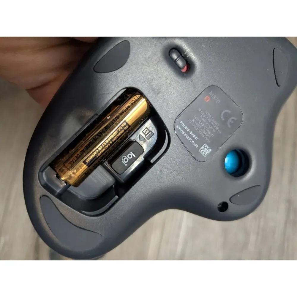 Logitech M570 trackball wireless USB receiver right handed mouse tested works